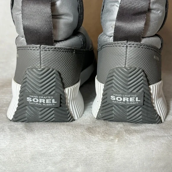 Sorel puffer boots - Picture 7 of 9
